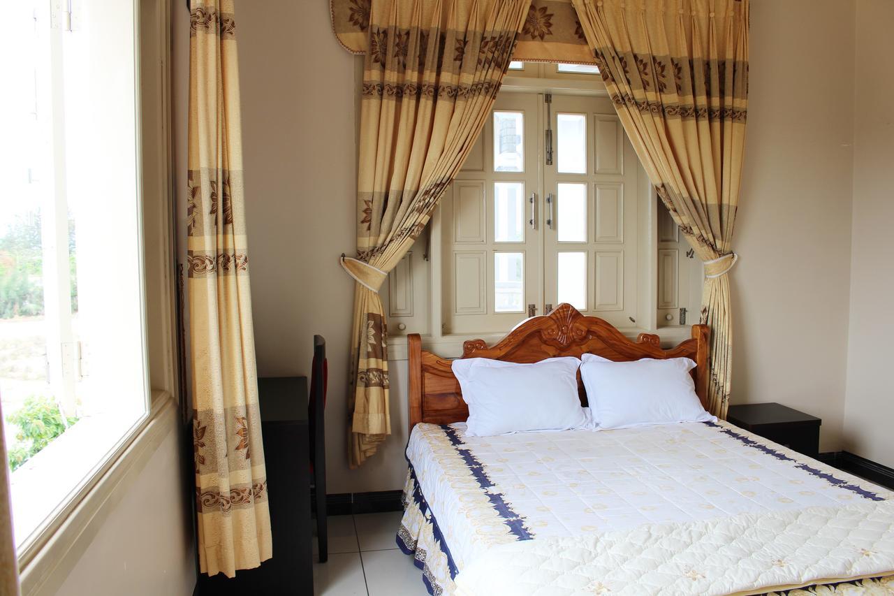 Hoang Gia Doc Let Hotel Ninh Hoa Ngoại thất bức ảnh